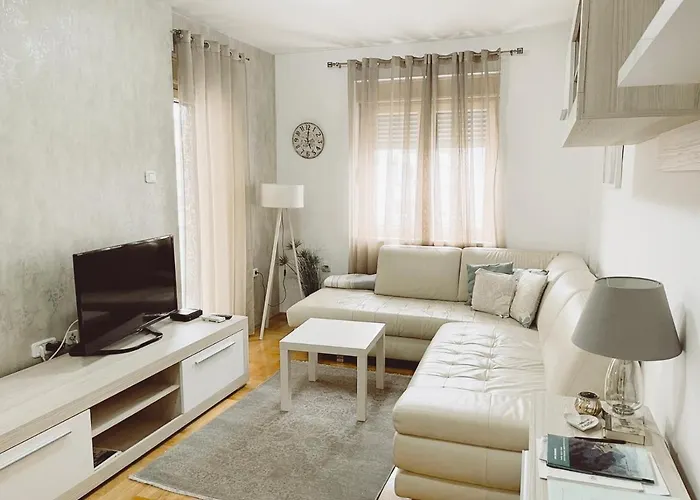 Urban Temple * פודגוריצה