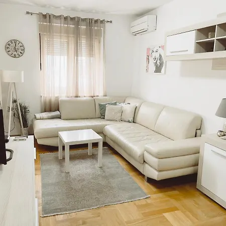 Apartman Urban Temple *